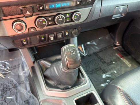 Used 2023 Toyota Tacoma TRD Pro AWD/4WD image 25