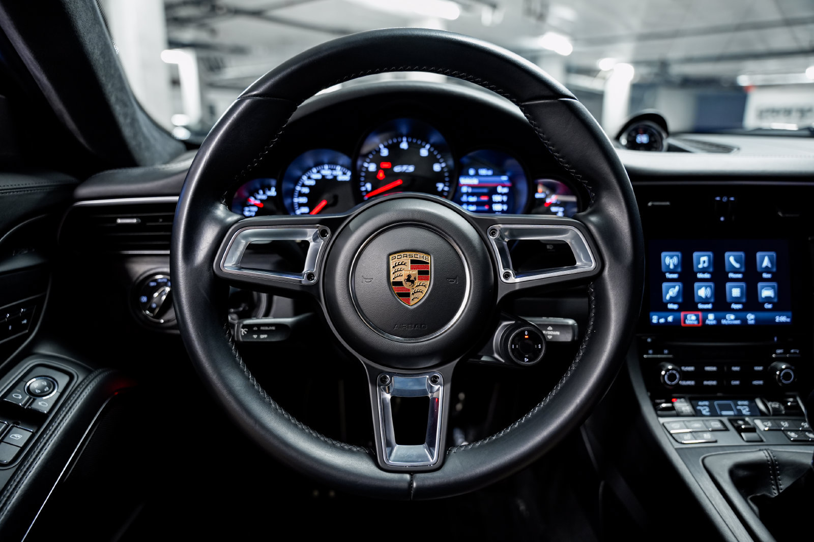 Used 2017 Porsche 911 Carrera GTS RWD image 10