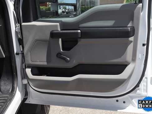 Used 2017 Ford F550 2WD Crew Cab Super Duty image 34