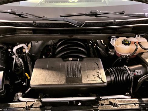 Used 2023 GMC Yukon XL Denali AWD/4WD image 31