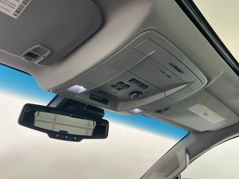 Used 2018 Chevrolet Tahoe LT image 20