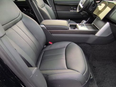 New 2026 Land Rover Range Rover Autobiography image 23