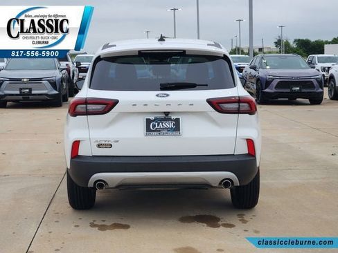 Used 2024 Ford Escape Active FWD image 9