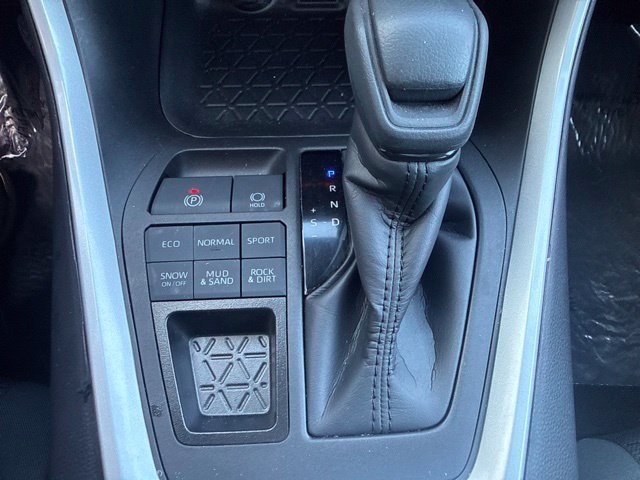 Used 2023 Toyota RAV4 XLE w/ Convenience Package AWD/4WD image 18