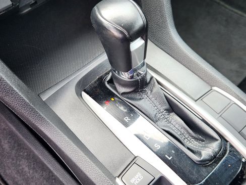 Used 2020 Honda Civic EX image 12
