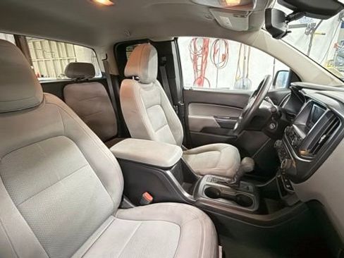 Used 2016 Chevrolet Colorado W/T w/ WT Convenience Package RWD image 15