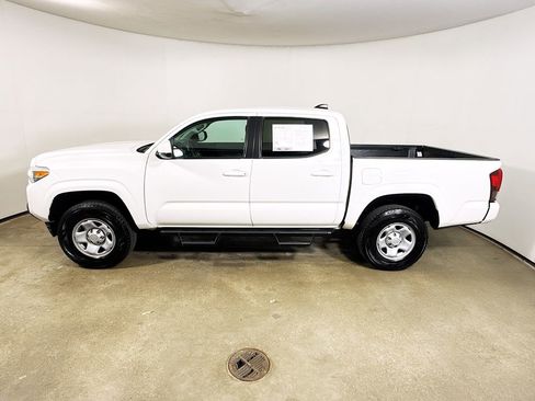 Used 2023 Toyota Tacoma SR w/ SR Convenience Package RWD image 4