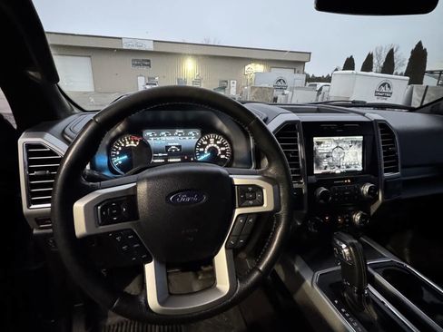 Used 2015 Ford F150 Lariat w/ Equipment Group 501A Mid image 19