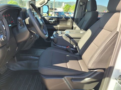New 2026 GMC Sierra 2500 Pro w/ 1SA Pro Safety Plus Package AWD/4WD image 11