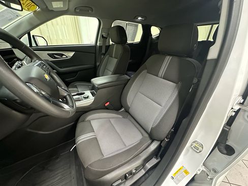 Certified 2024 Chevrolet Blazer LT w/ Convenience Package AWD/4WD image 23