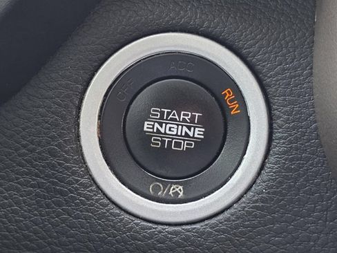 Used 2022 RAM 1500 Laramie w/ Laramie Southwest Edition AWD/4WD image 25