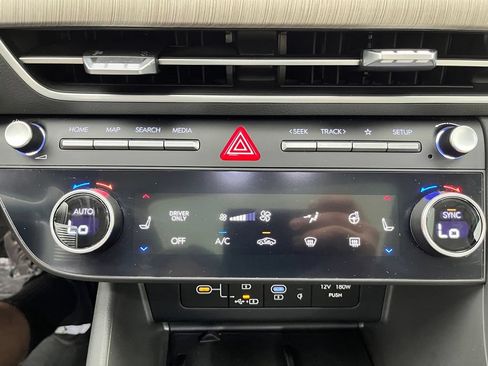 Used 2024 Hyundai Sonata Limited FWD image 27