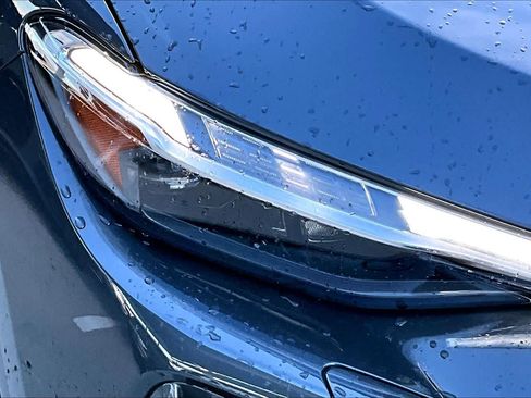 Used 2025 Audi Q5 Premium Plus w/ Premium Plus image 28