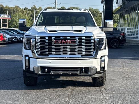 New 2026 GMC Sierra 3500 Denali w/ Denali Reserve Package image 14