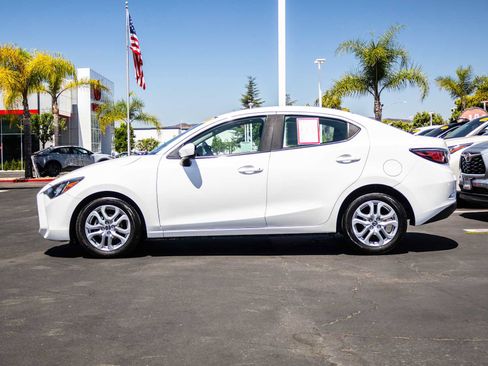 Used 2018 Toyota Yaris iA FWD image 4