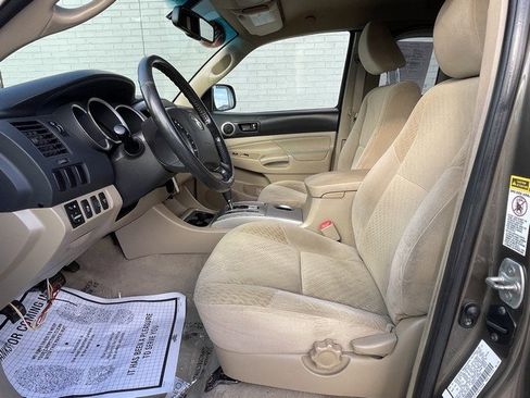 Used 2010 Toyota Tacoma SR5 ACCESS CAB image 11