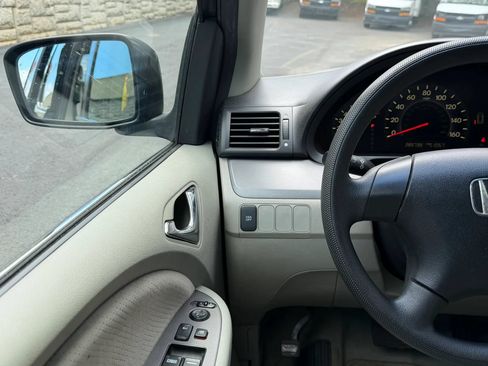 Used 2005 Honda Odyssey LX image 17