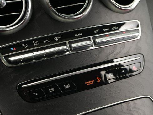Used 2022 Mercedes-Benz GLC 300 4MATIC Coupe image 47