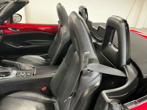Used 2016 MAZDA MX-5 Miata Grand Touring RWD image 14