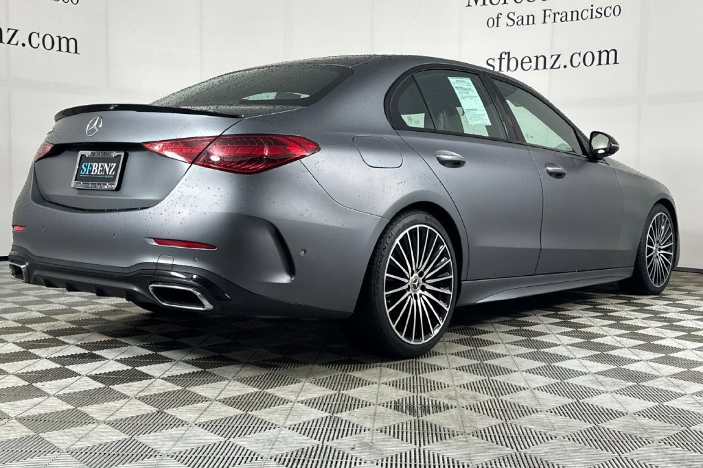 Used 2022 Mercedes-Benz C 300 Sedan image 4