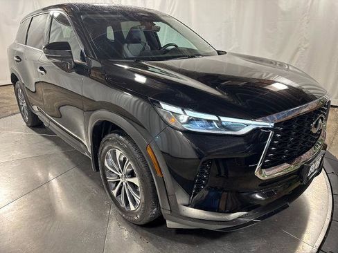 Certified 2025 INFINITI QX60 Pure image 10