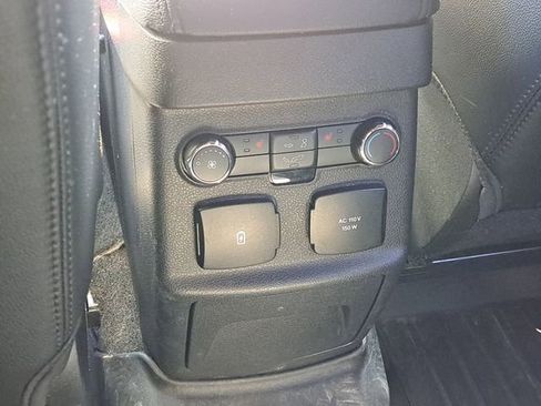 Used 2018 Ford Explorer Limited image 21