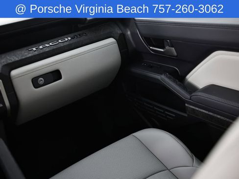 Used 2025 Toyota Tacoma Limited AWD/4WD image 30
