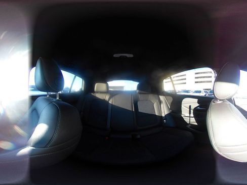 Used 2025 Buick Envista Preferred image 40