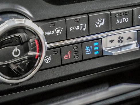 New 2026 Ford F250 Platinum AWD/4WD image 37