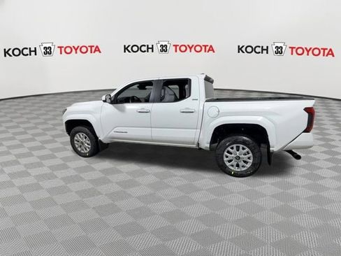 New 2025 Toyota Tacoma SR5 image 5