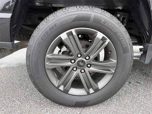 Used 2022 Ford F150 XLT w/ Equipment Group 302A High image 17