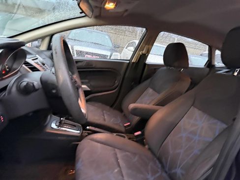 Used 2013 Ford Fiesta SE image 13