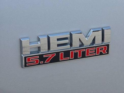 Used 2019 RAM 1500 Big Horn AWD/4WD image 23