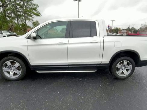 Used 2025 Honda Ridgeline RTL image 5