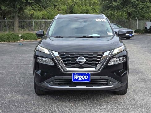 Used 2022 Nissan Rogue SL w/ SL Premium Package image 3