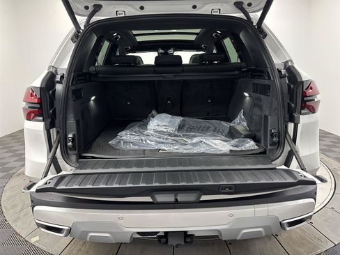 New 2026 BMW X5 xDrive40i w/ Climate Comfort Package AWD/4WD image 21