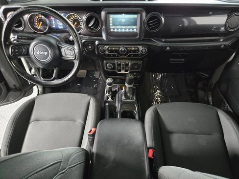 Used 2020 Jeep Wrangler Unlimited Sport AWD/4WD image 4