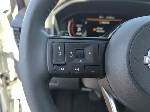 Certified 2023 Nissan Rogue Platinum w/ Platinum Premium Package FWD image 44