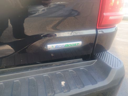 Used 2022 Ford F150 XLT w/ Equipment Group 302A High image 11