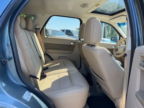 Used 2011 Ford Escape Limited w/ 302A Rapid Spec Order Code AWD/4WD image 12