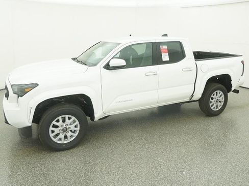 New 2026 Toyota Tacoma SR5 RWD image 5