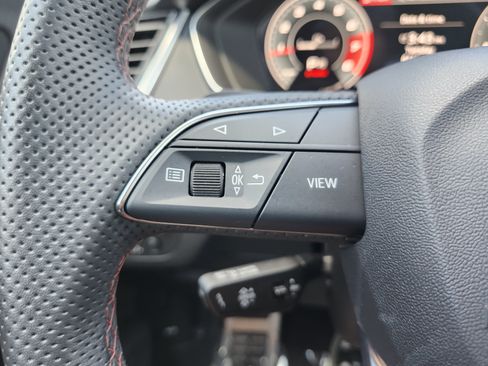 Used 2023 Audi SQ5 Prestige AWD/4WD image 39