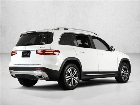Certified 2026 Mercedes-Benz GLB 250 4MATIC image 5