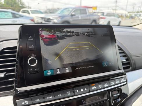 New 2026 Honda Odyssey EX-L image 9