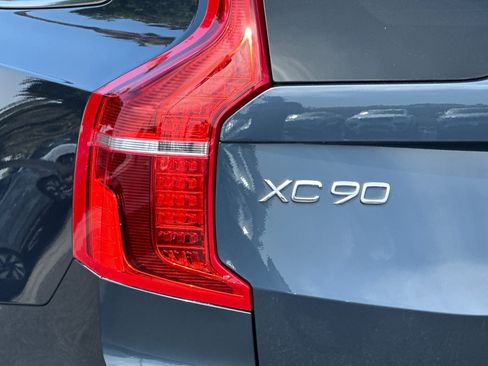 Certified 2024 Volvo XC90 B5 Plus AWD/4WD image 35