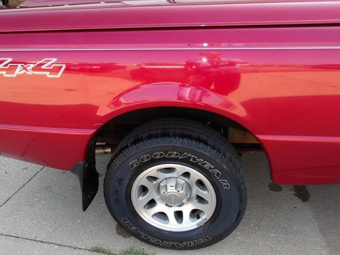 Used 2011 Ford Ranger XLT w/ Payload Pkg 2 AWD/4WD image 38