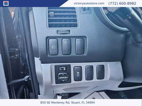 Used 2014 Toyota Tacoma PreRunner w/ SR5 Package image 29