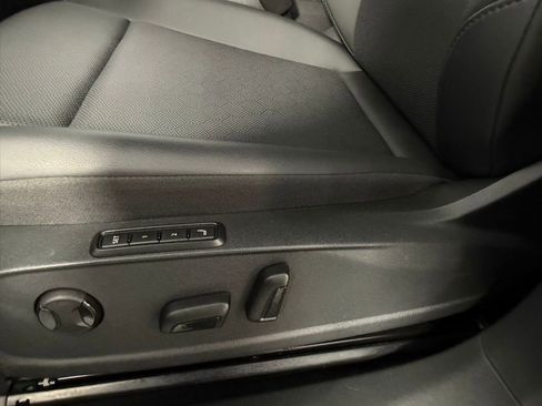 Used 2022 Volkswagen ID.4 Pro S image 24