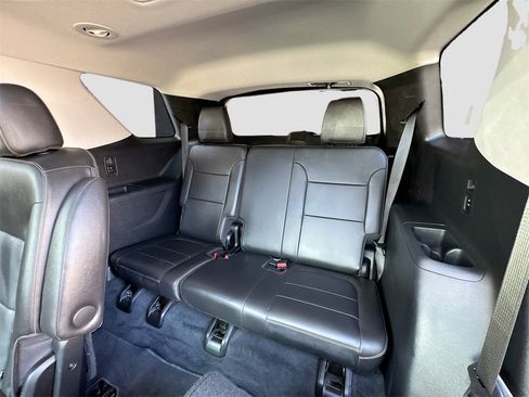Used 2021 Chevrolet Traverse RS image 15