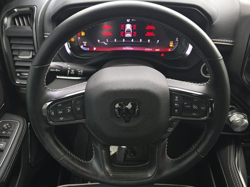 Used 2024 RAM 1500 Limited AWD/4WD image 8